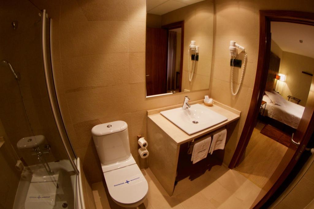Hotel Santa Cristina Petit Spa กันฟรังค์ ภายนอก รูปภาพ
