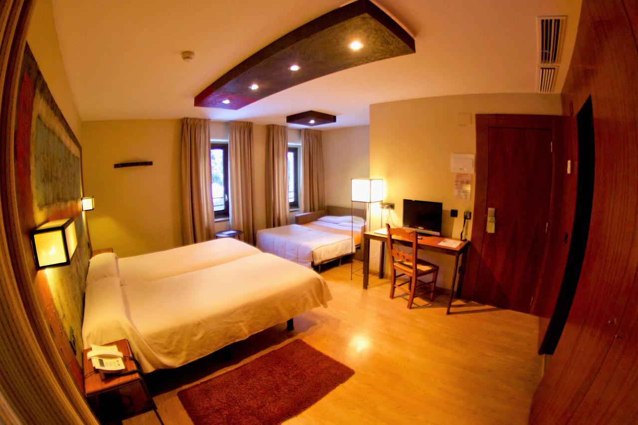 Hotel Santa Cristina Petit Spa กันฟรังค์ ภายนอก รูปภาพ