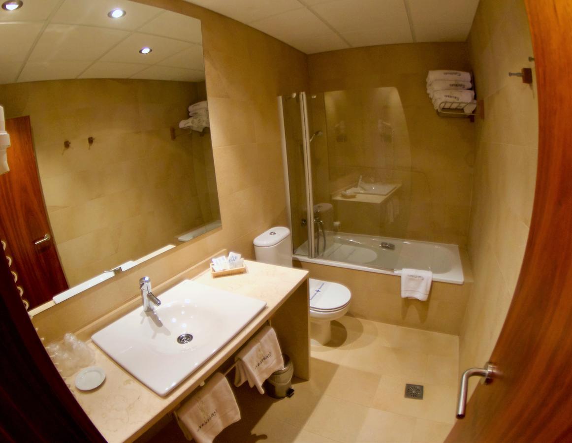 Hotel Santa Cristina Petit Spa กันฟรังค์ ภายนอก รูปภาพ